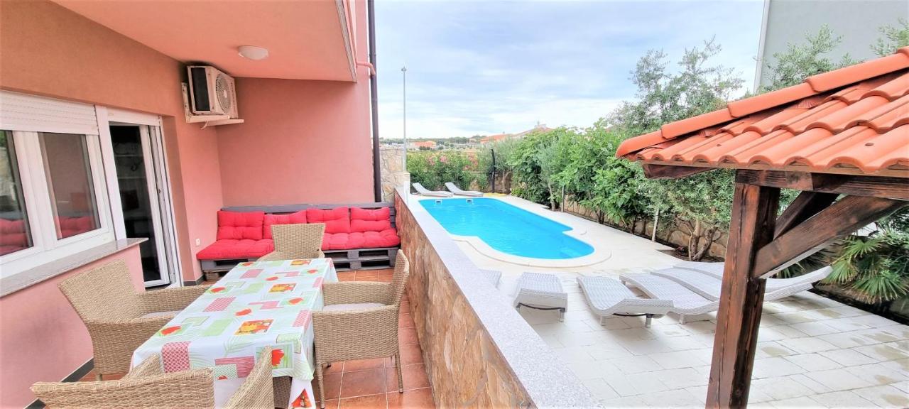 Apartments Prince & Tiffany Novalja Zewnętrze zdjęcie