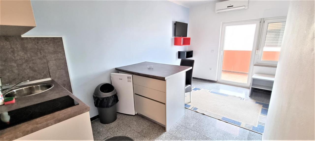 Apartments Prince & Tiffany Novalja Zewnętrze zdjęcie