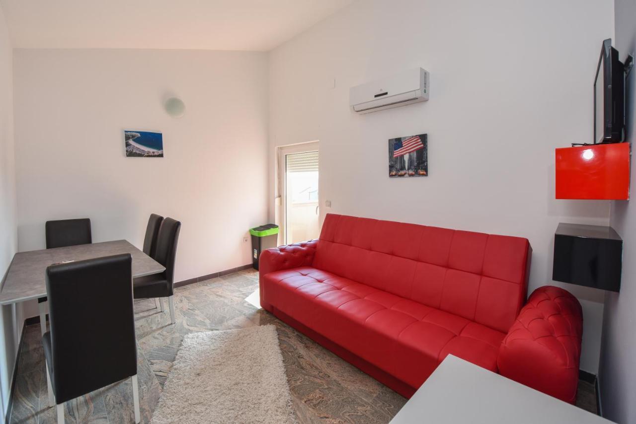 Apartments Prince & Tiffany Novalja Zewnętrze zdjęcie